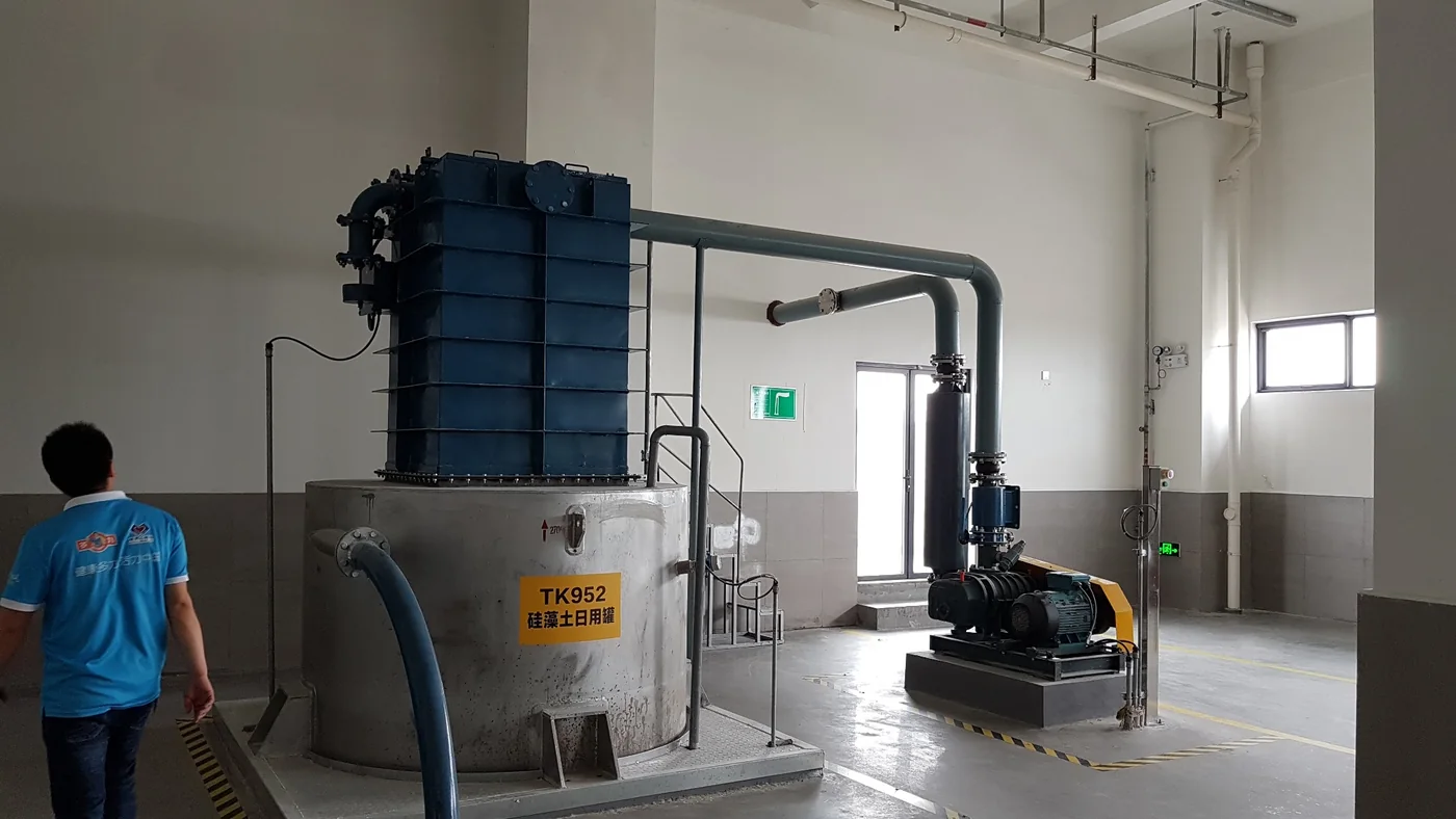 KEMAC pneumatic conveying installation